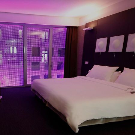 Le Rex Hotel Тарб Екстериор снимка