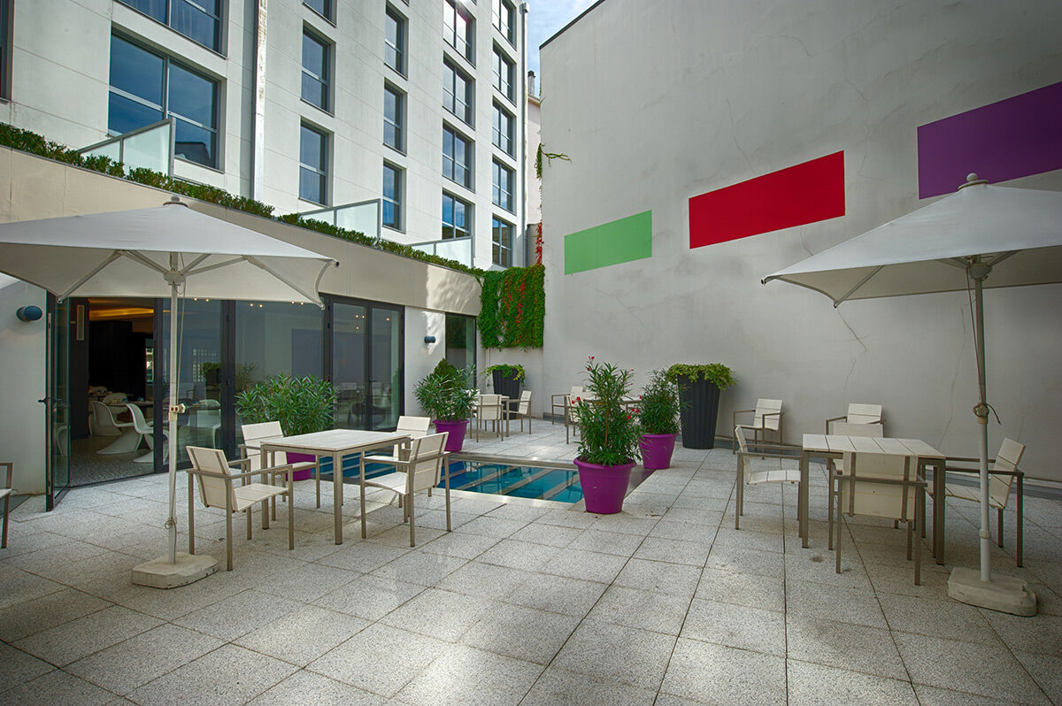 Le Rex Hotel Тарб Екстериор снимка