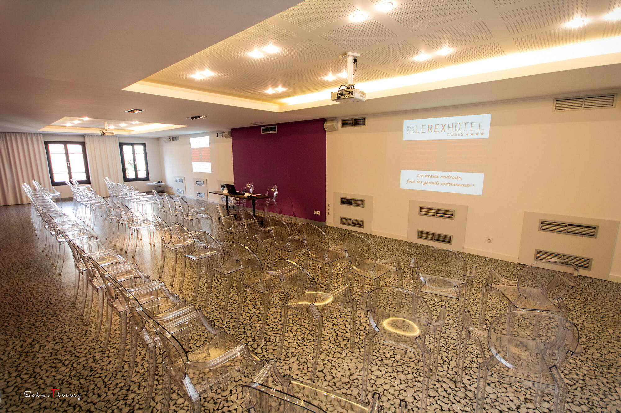 Le Rex Hotel Тарб Екстериор снимка